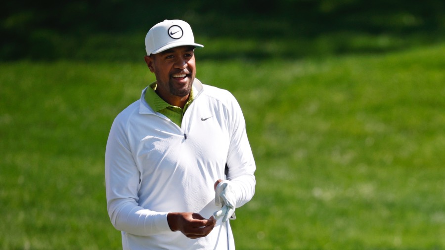 tony finau farmers insurance open 0012
