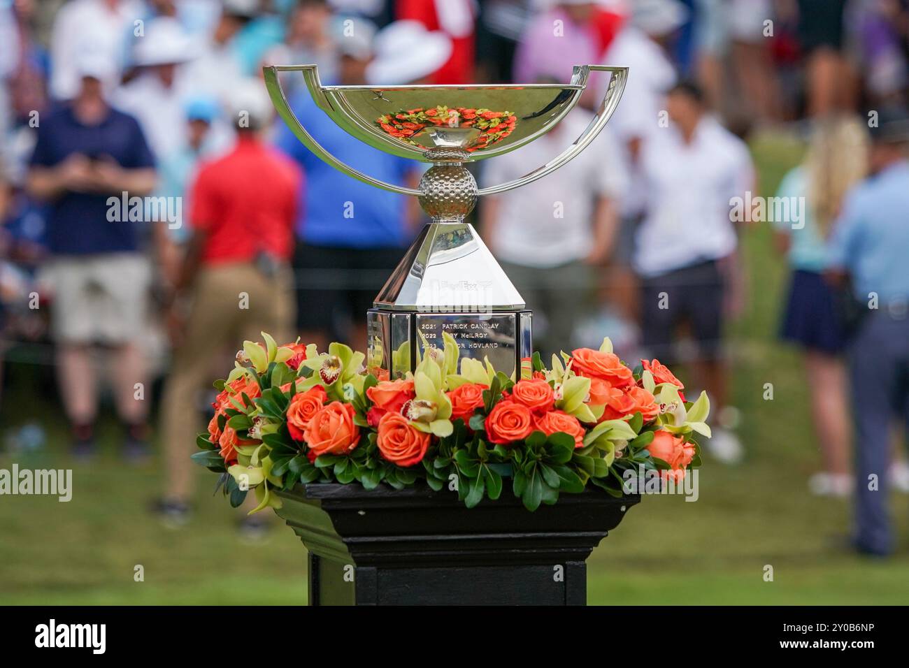 tour championship trophy 0013