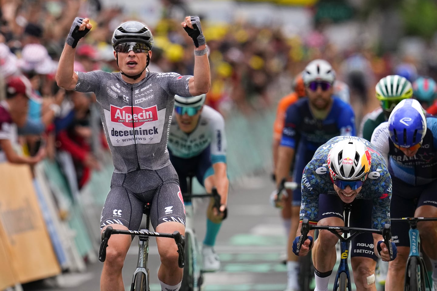 tour de france finish line 0048