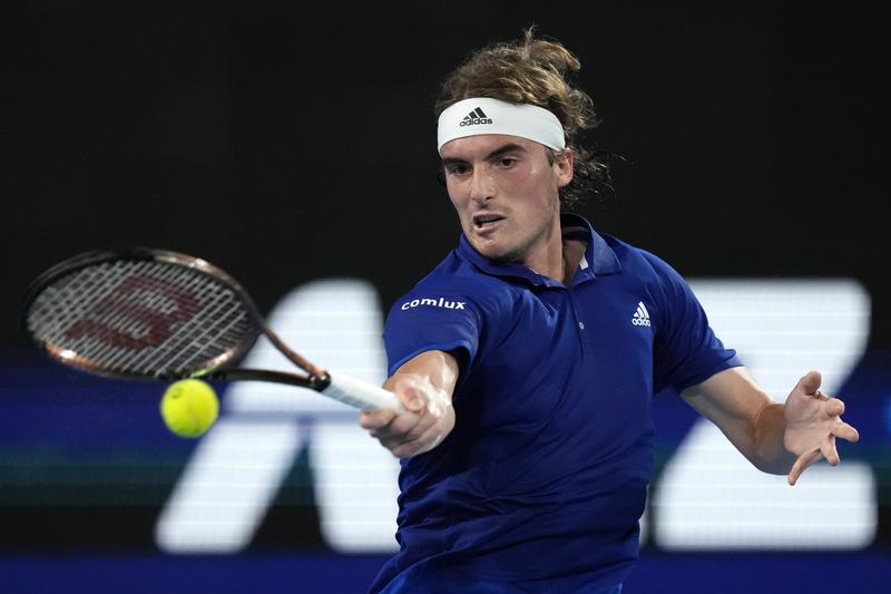 tsitsipas forehand 0009