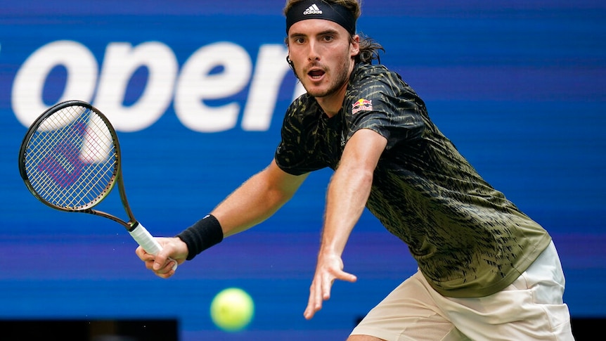 tsitsipas serve 0029