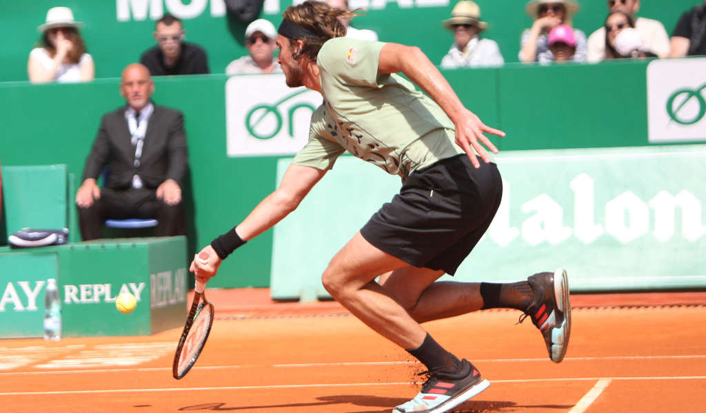 tsitsipas serve 0048