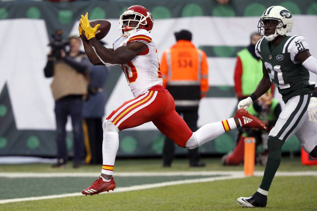 tyreek hill raiders 0039