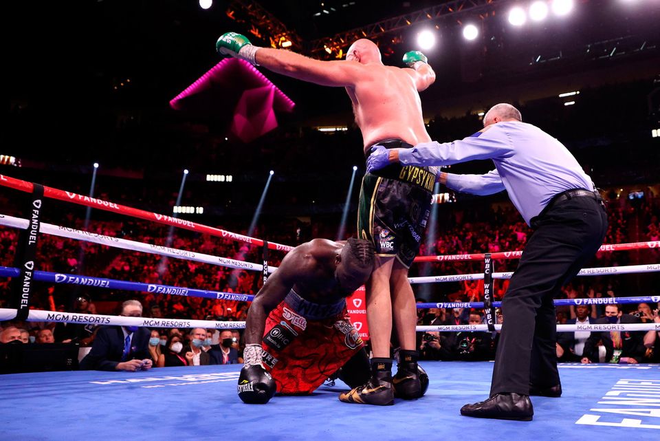 tyson fury knocked down 0042