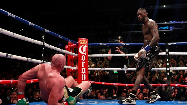 tyson fury knocked down 0043