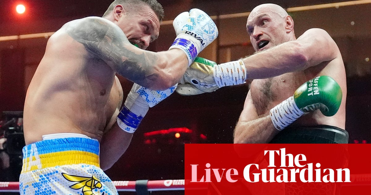 tyson fury knocked down 0047