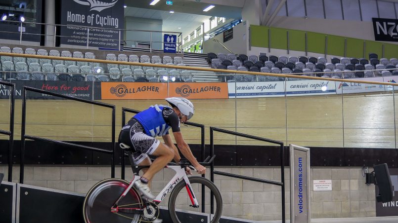 uci hour record 0022