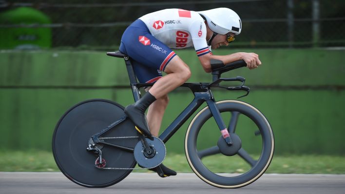 uci hour record 0024