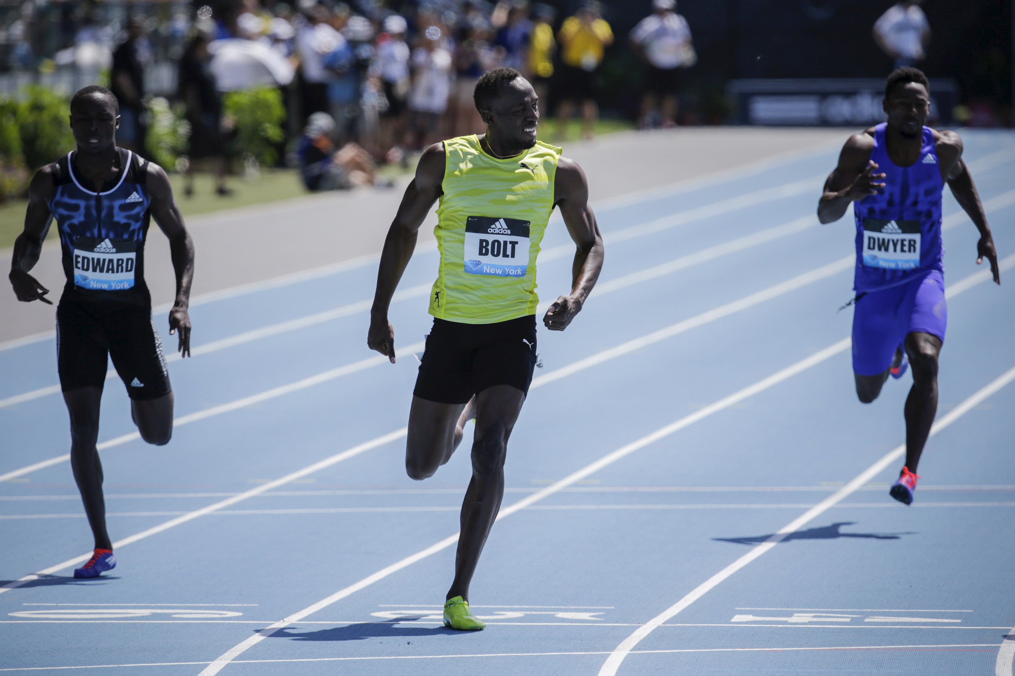 usain bolt finish line 0023