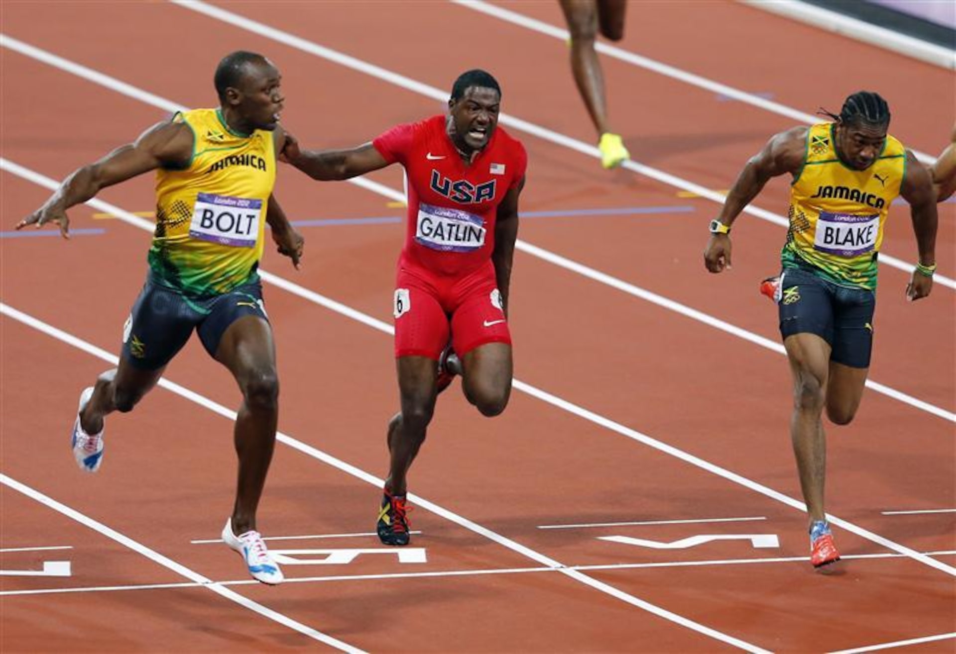 usain bolt finish line 0032