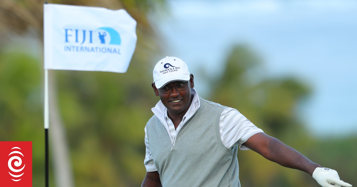 Vijay golfer 0012