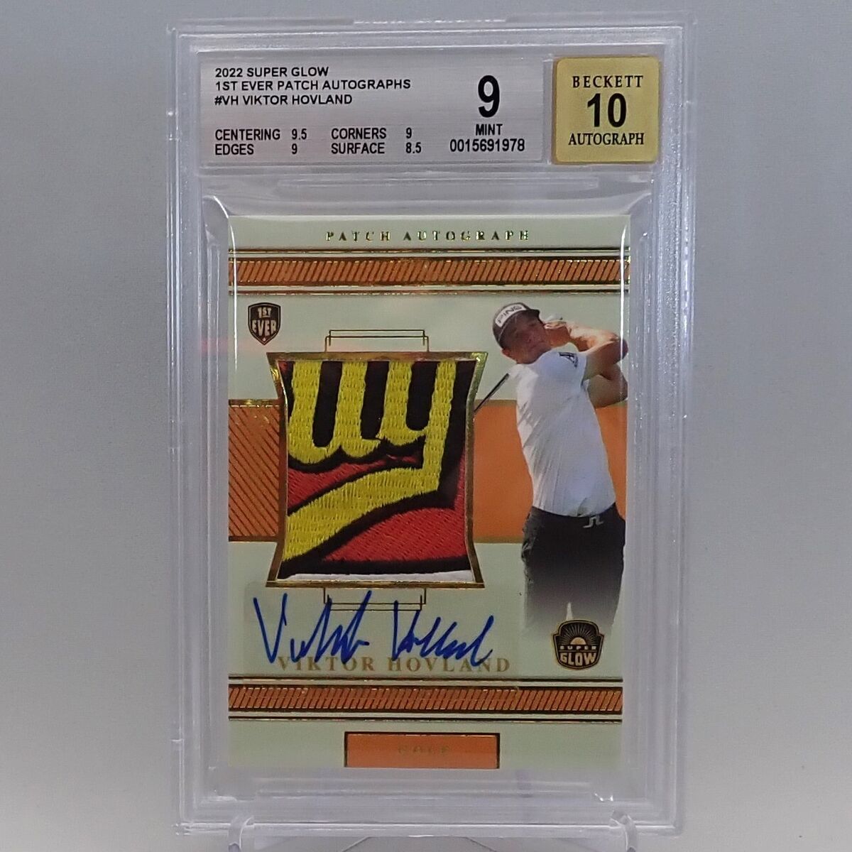 viktor hovland autograph 0025