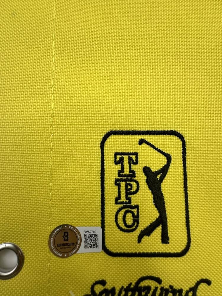viktor hovland autograph 0045