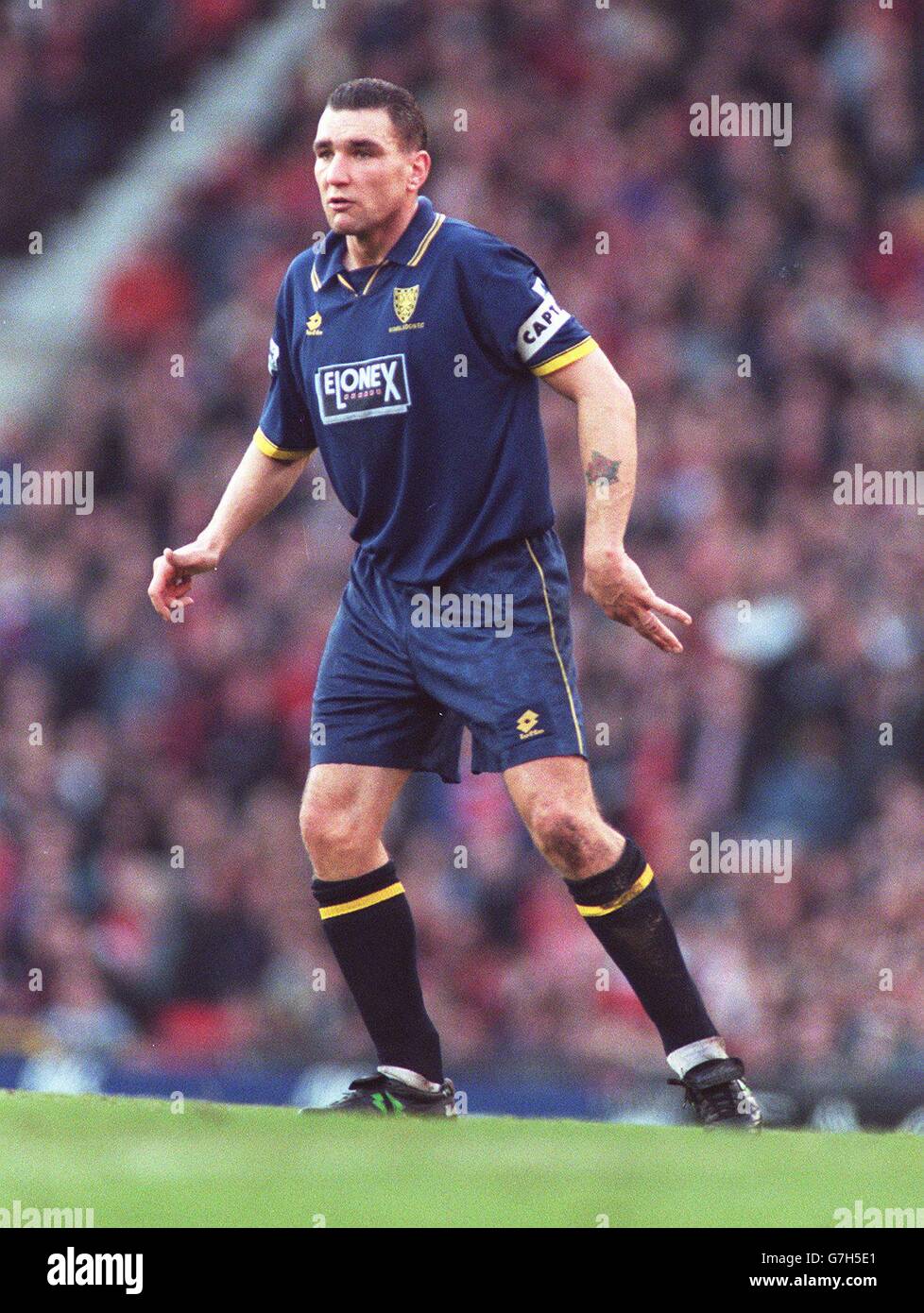 vinnie jones soccer photo 0017