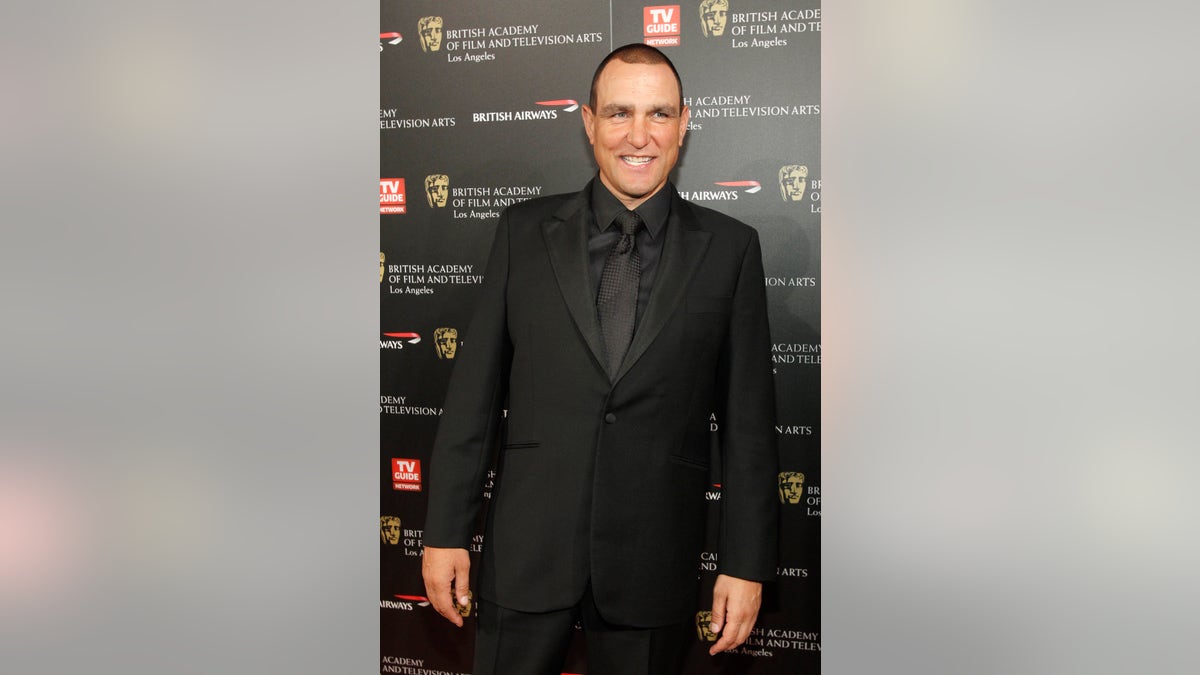 vinnie jones soccer photo 0077