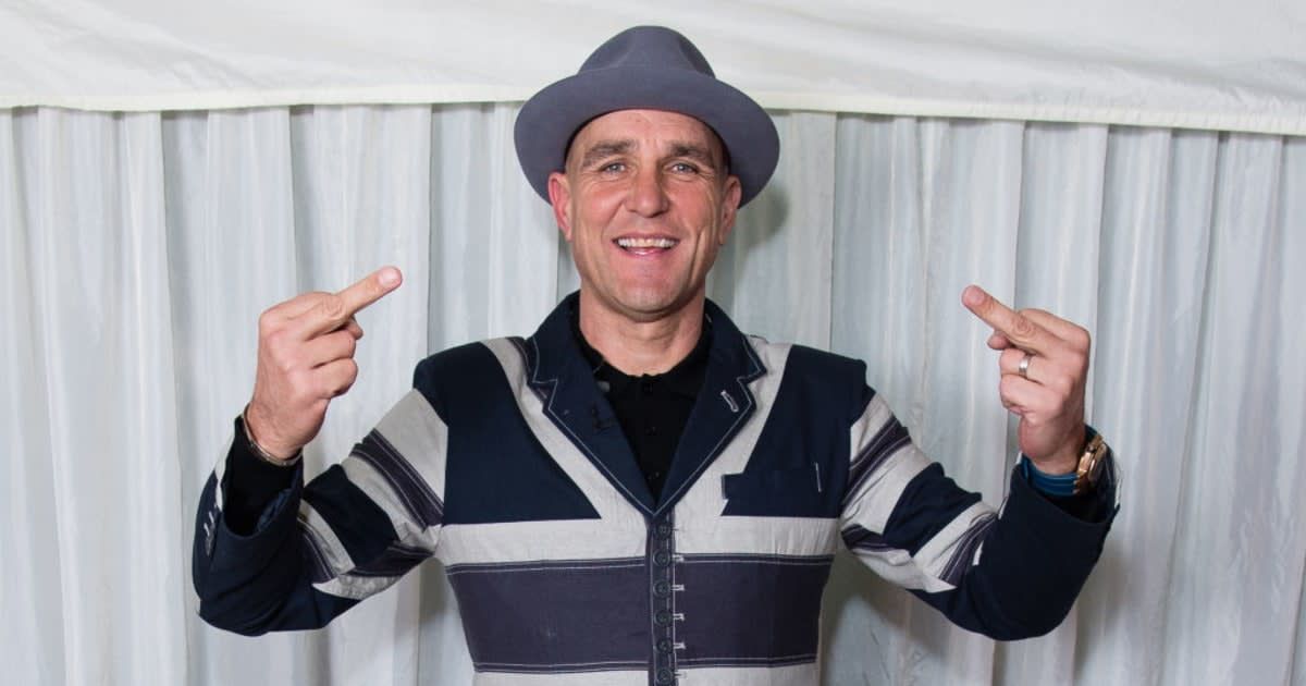 vinnie jones soccer photo 0082