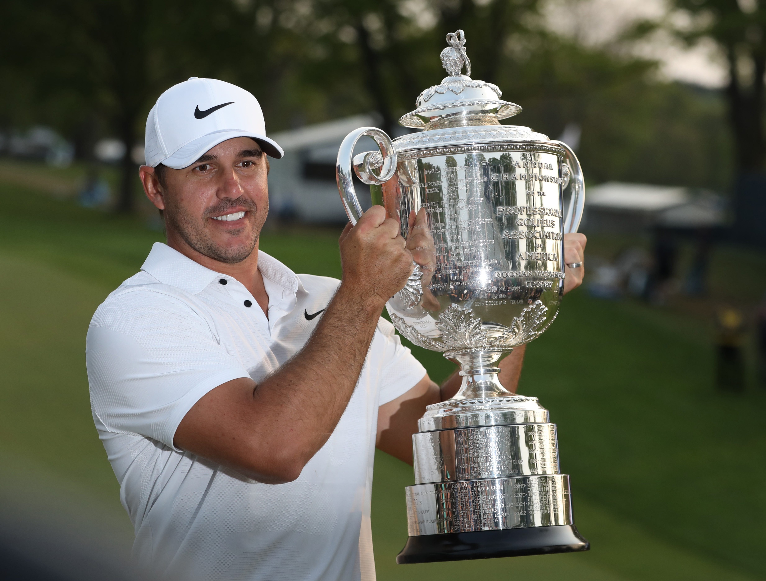 wanamaker trophy at oak hill 0025
