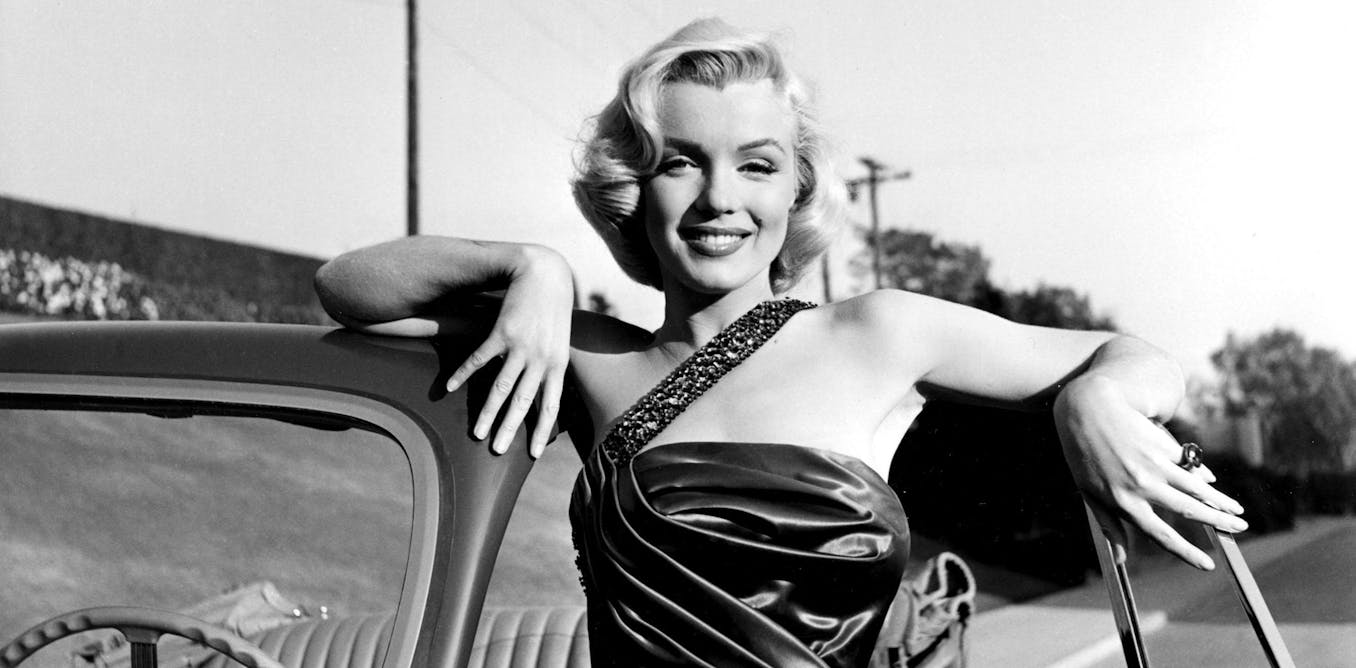 was marilyn monroe black 0040