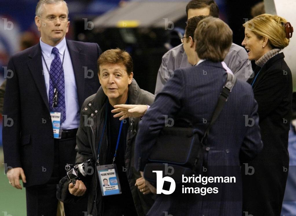 was paul mccartney at the super bowl 0040