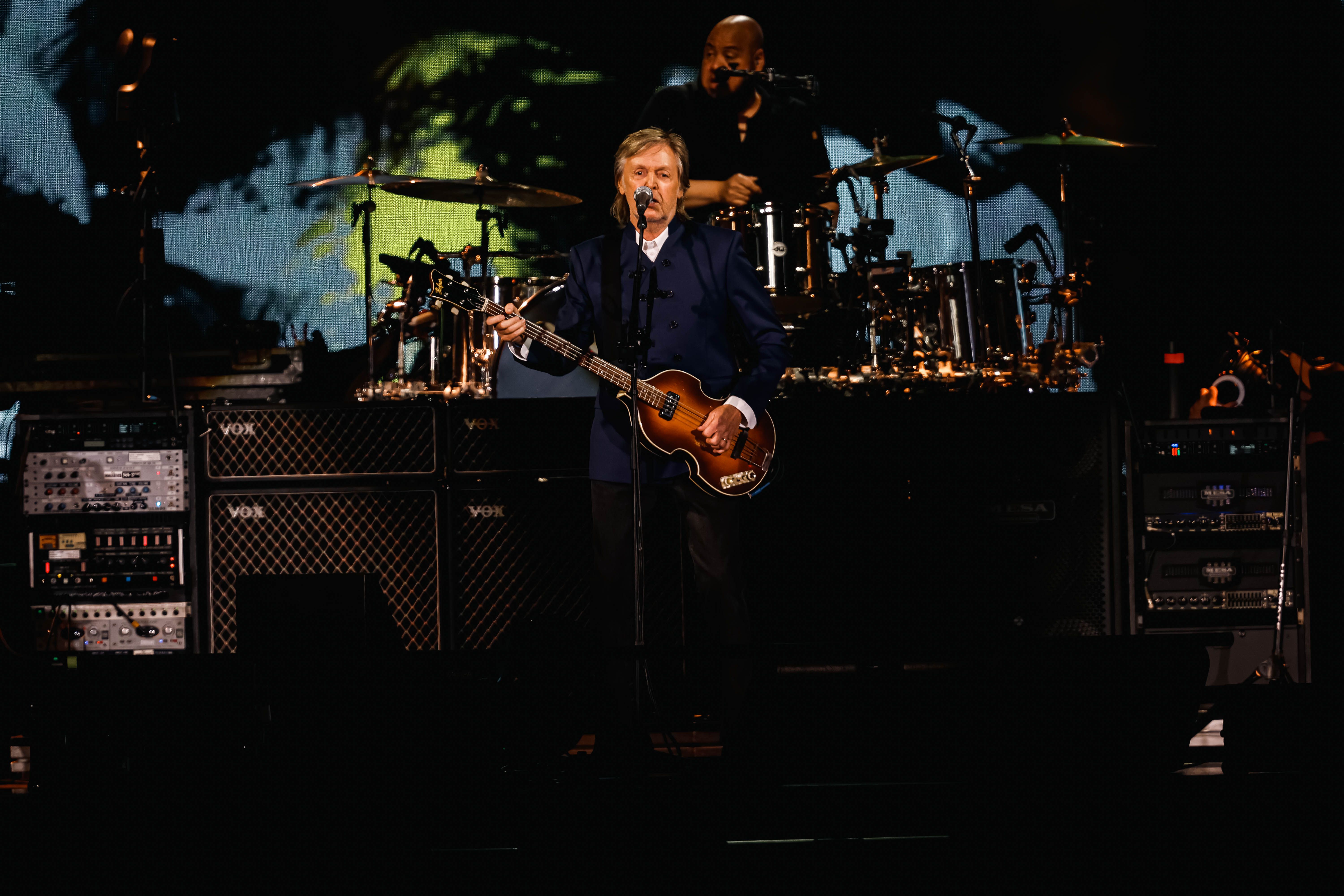 was paul mccartney at the super bowl 0042