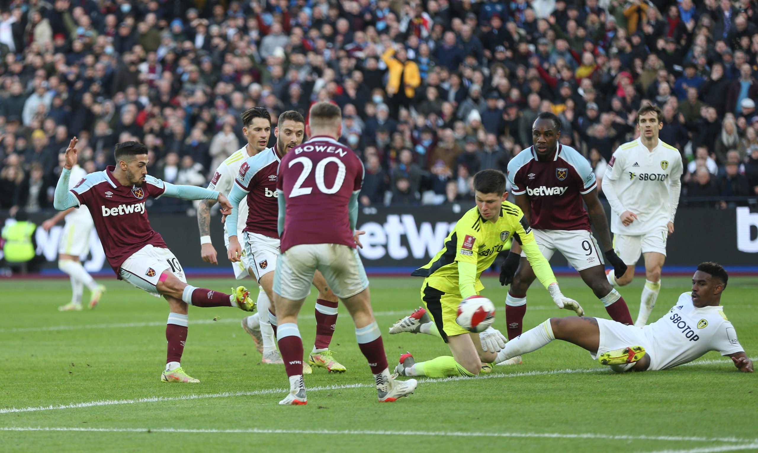 west ham vs. leeds 0018