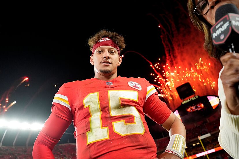 what does patrick mahomes look like 0020