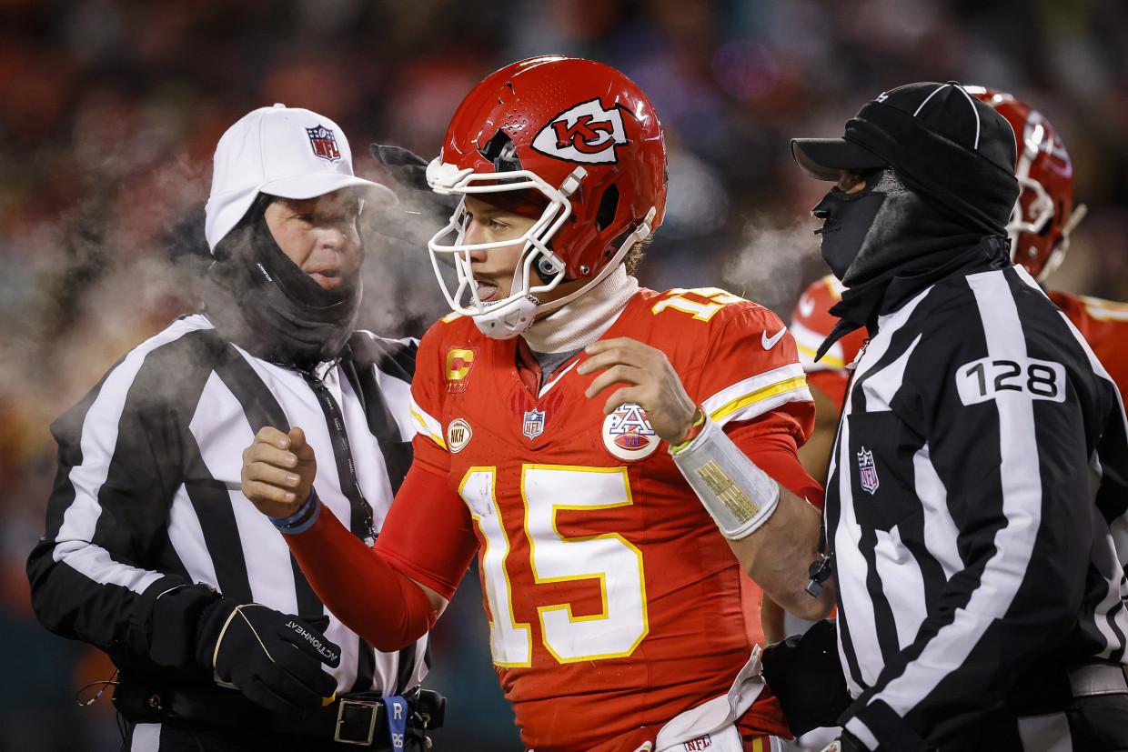 what does patrick mahomes look like 0031