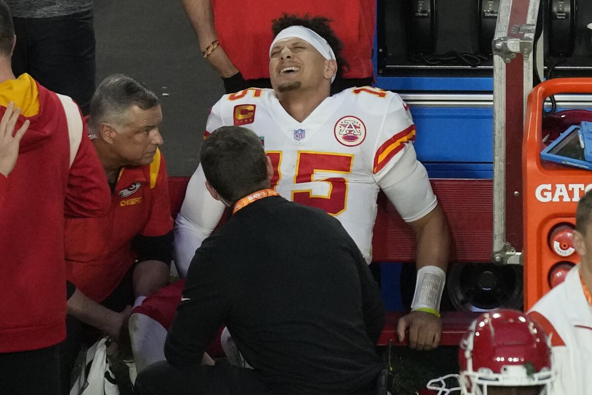 what does patrick mahomes look like 0035