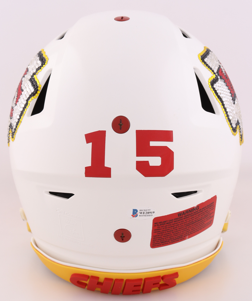 what is the sticker on the back of patrick mahomes helmet 0016