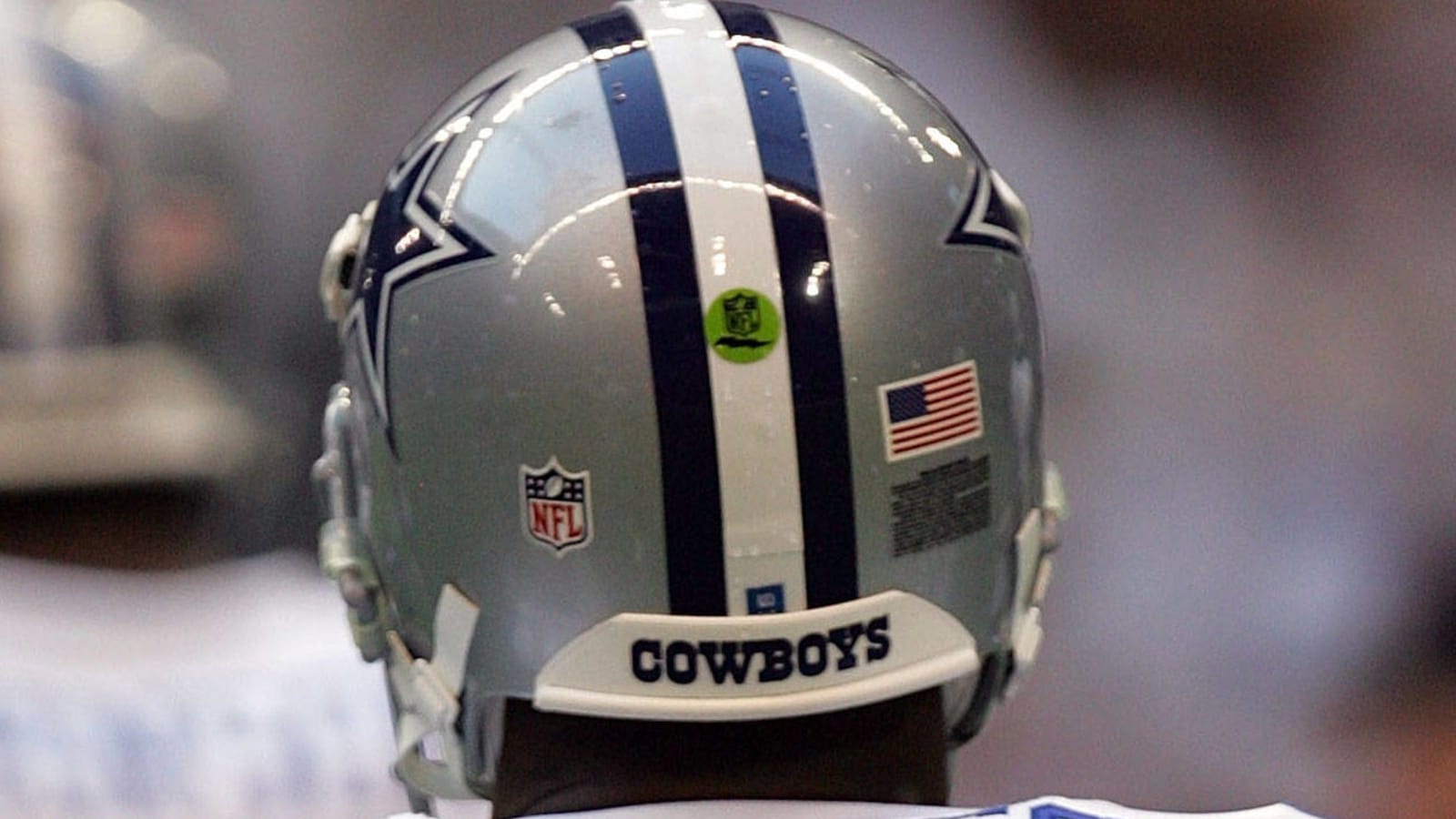 what is the sticker on the back of patrick mahomes helmet 0017