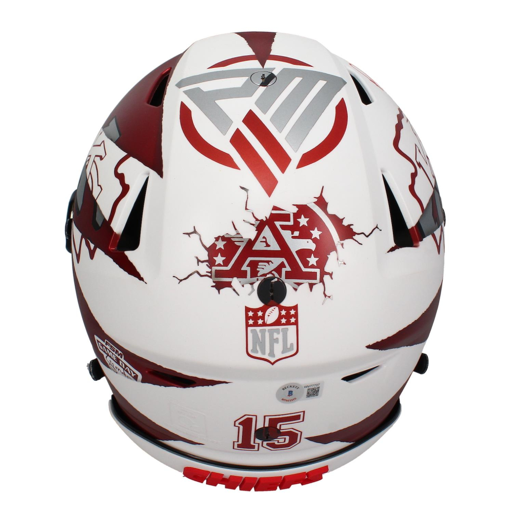what is the sticker on the back of patrick mahomes helmet 0034