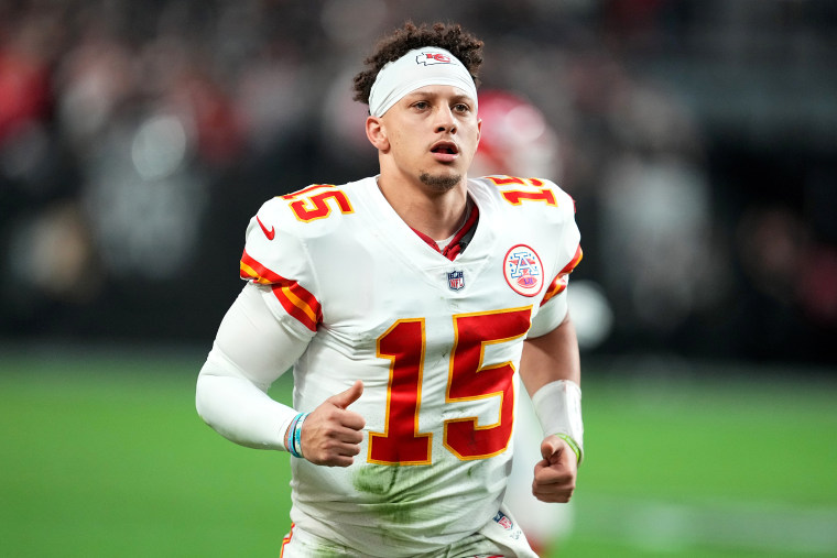 what is the sticker on the back of patrick mahomes helmet 0048