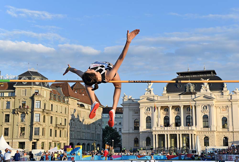 what is the world record for high jump 0043
