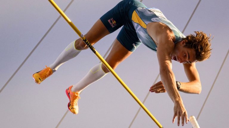 what is the world record for high jump 0048