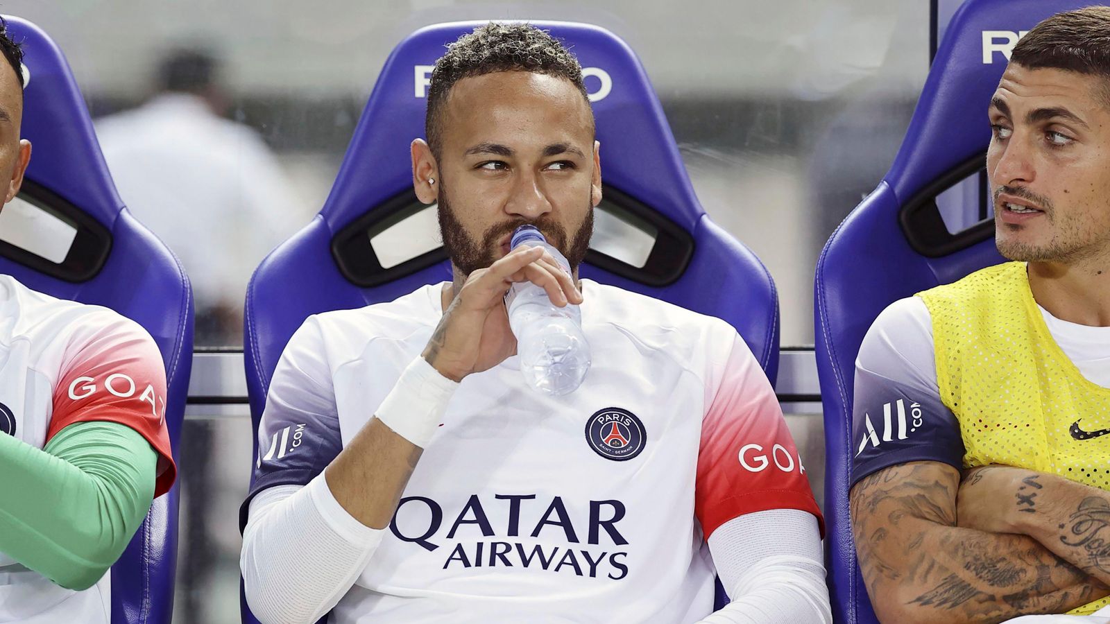 where does neymar jr live now 0025