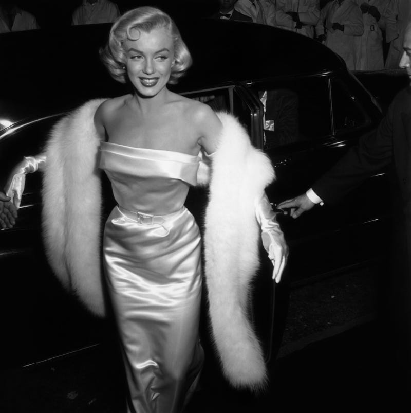 white marilyn monroe dress 0024