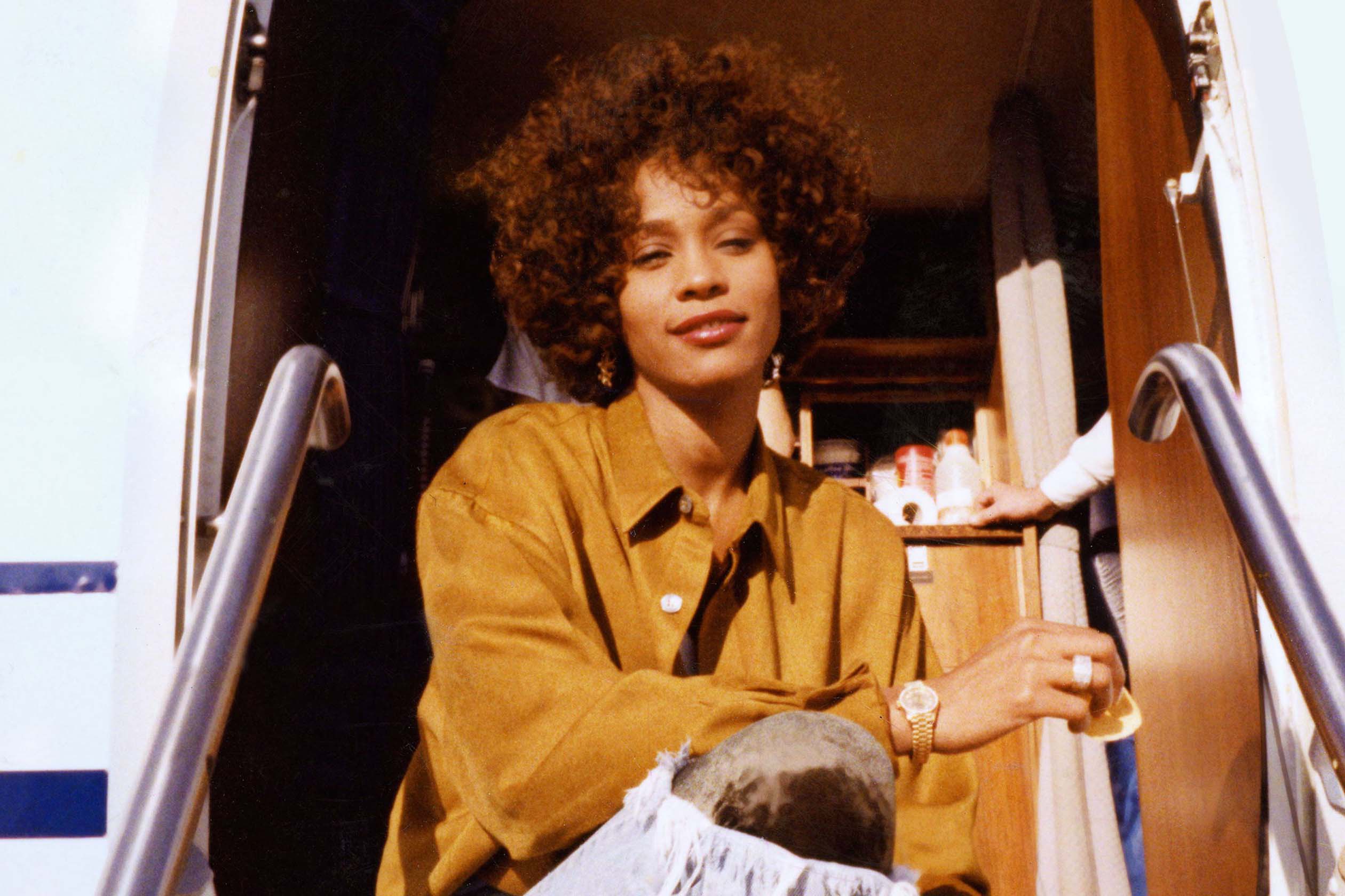 smile 80's whitney houston 0029