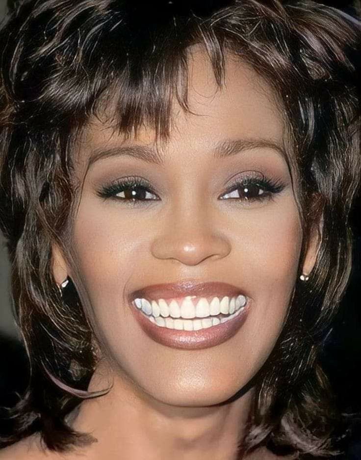 smile 80's whitney houston 0033