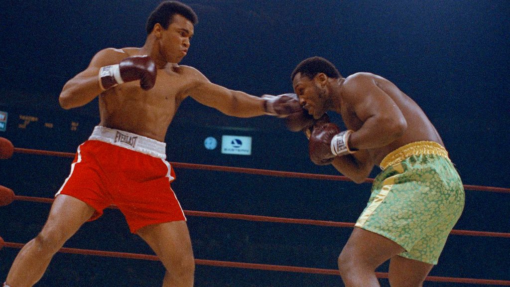 who beat muhammad ali in 1971 0020