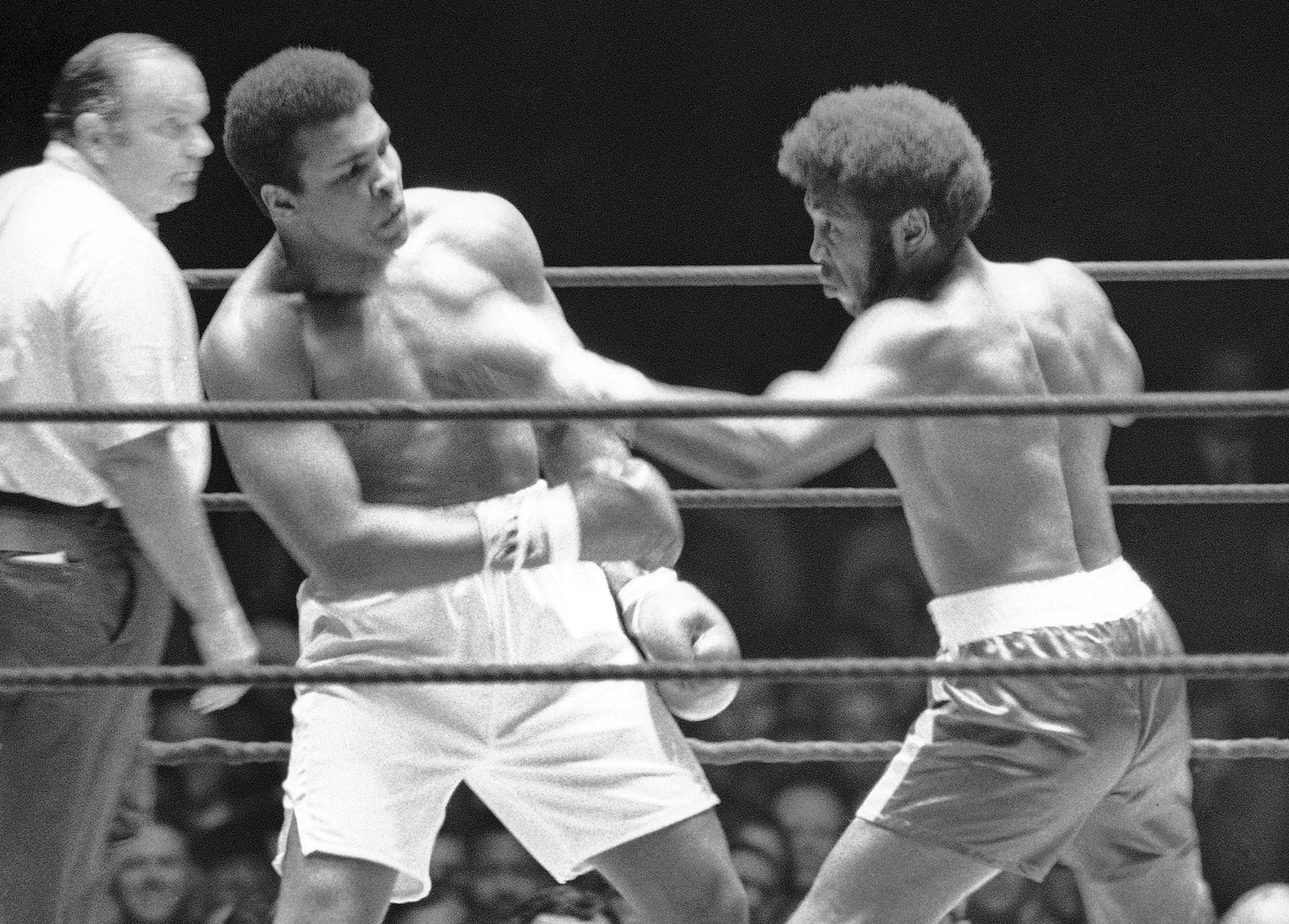 who beat muhammad ali in 1971 0025