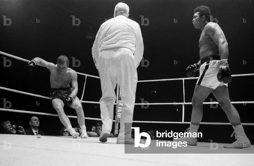 who beat muhammad ali in 1971 0043