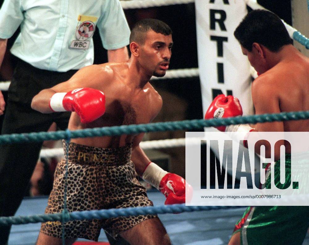 who beat prince naseem hamed 0047