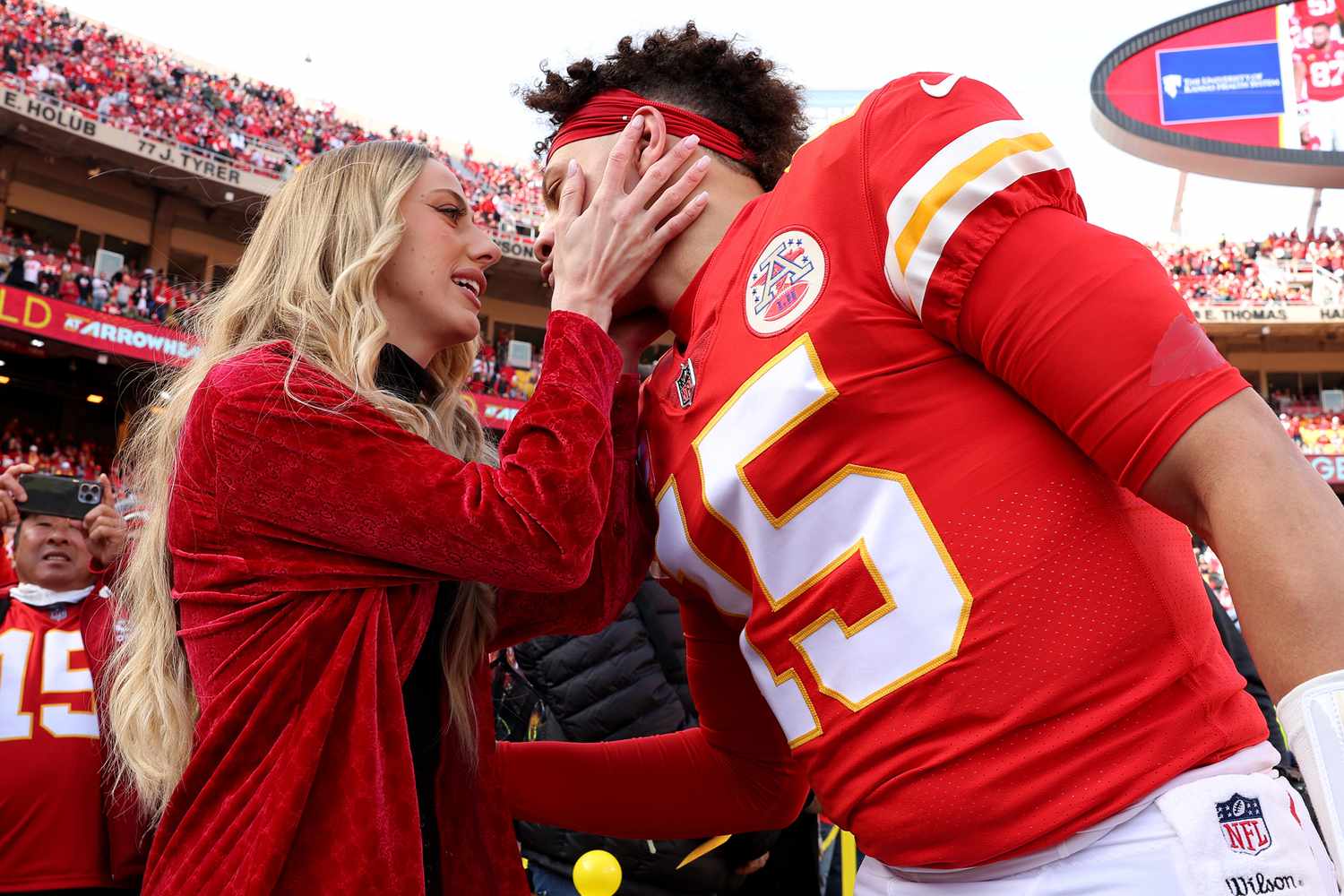 who does patrick mahomes look like 0026