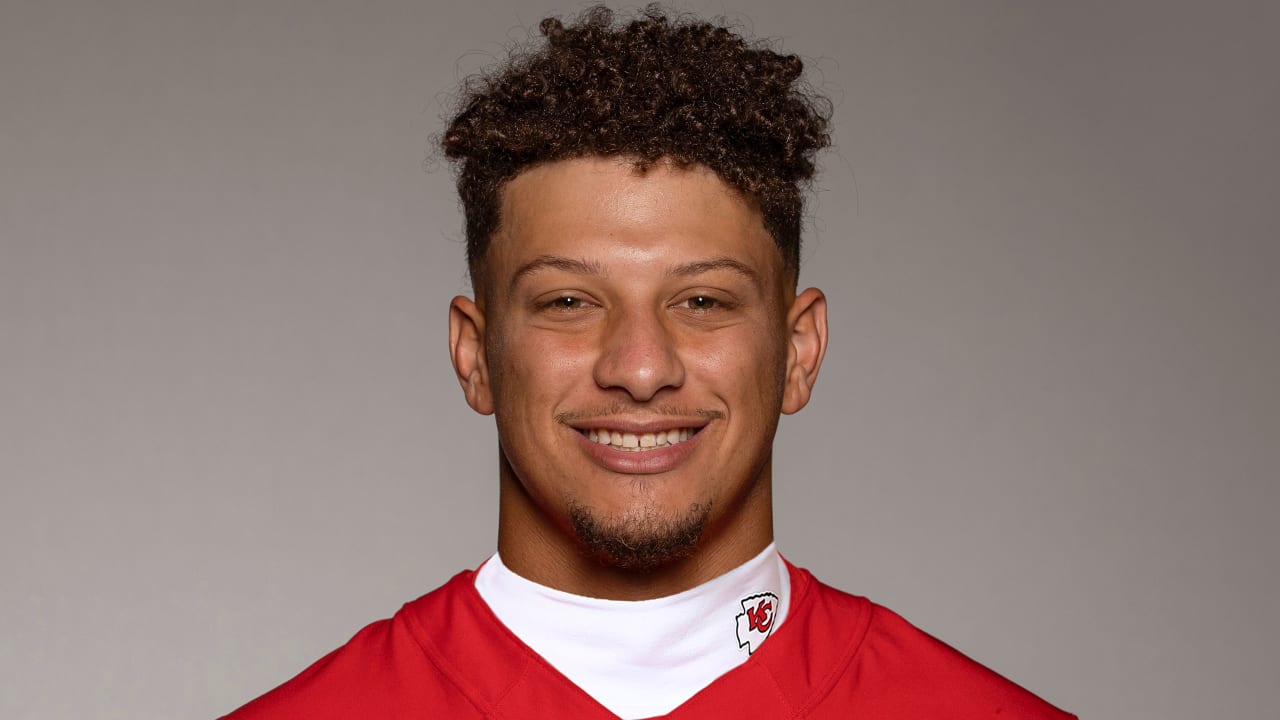who does patrick mahomes look like 0049
