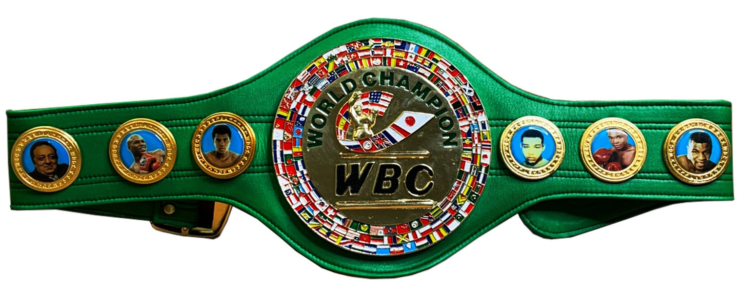 whose pictures are on the wbc belt 0010
