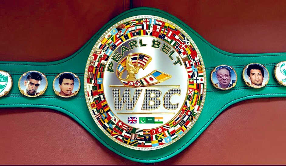 whose pictures are on the wbc belt 0011