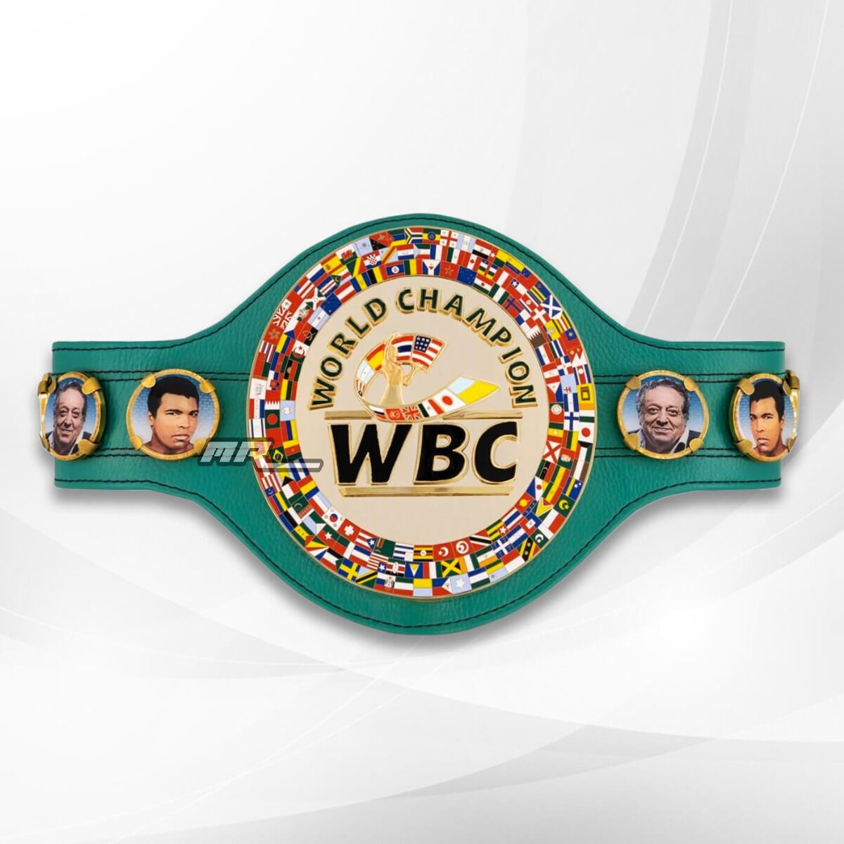 whose pictures are on the wbc belt 0013