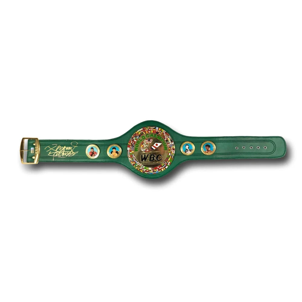 whose pictures are on the wbc belt 0024