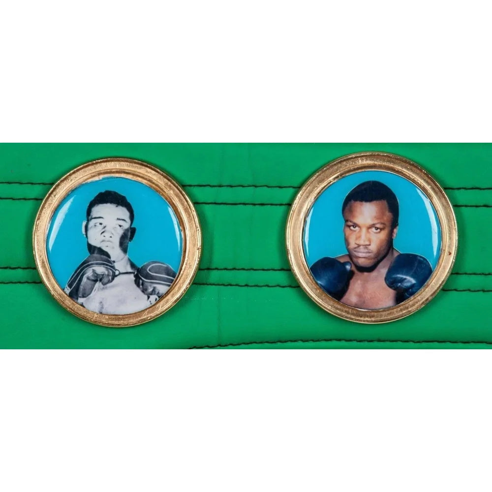 whose pictures are on the wbc belt 0039