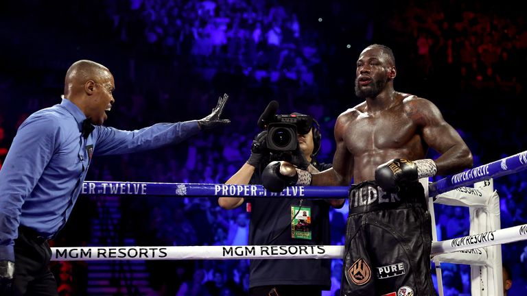 wilder knocks down fury 0030